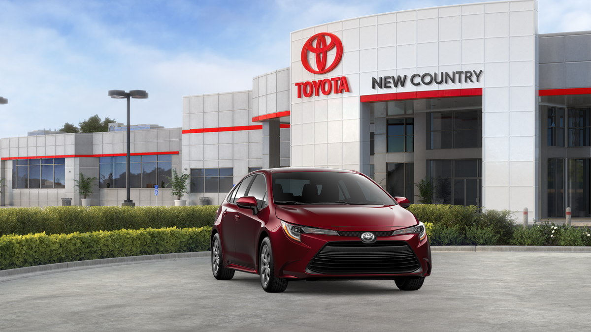2026 Toyota Corolla LE photo 15