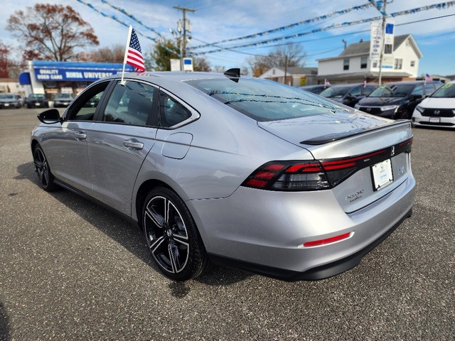 2024 Honda Accord Hybrid Sport photo 3