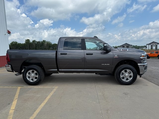 2025 Ram 3500 Big Horn photo 4