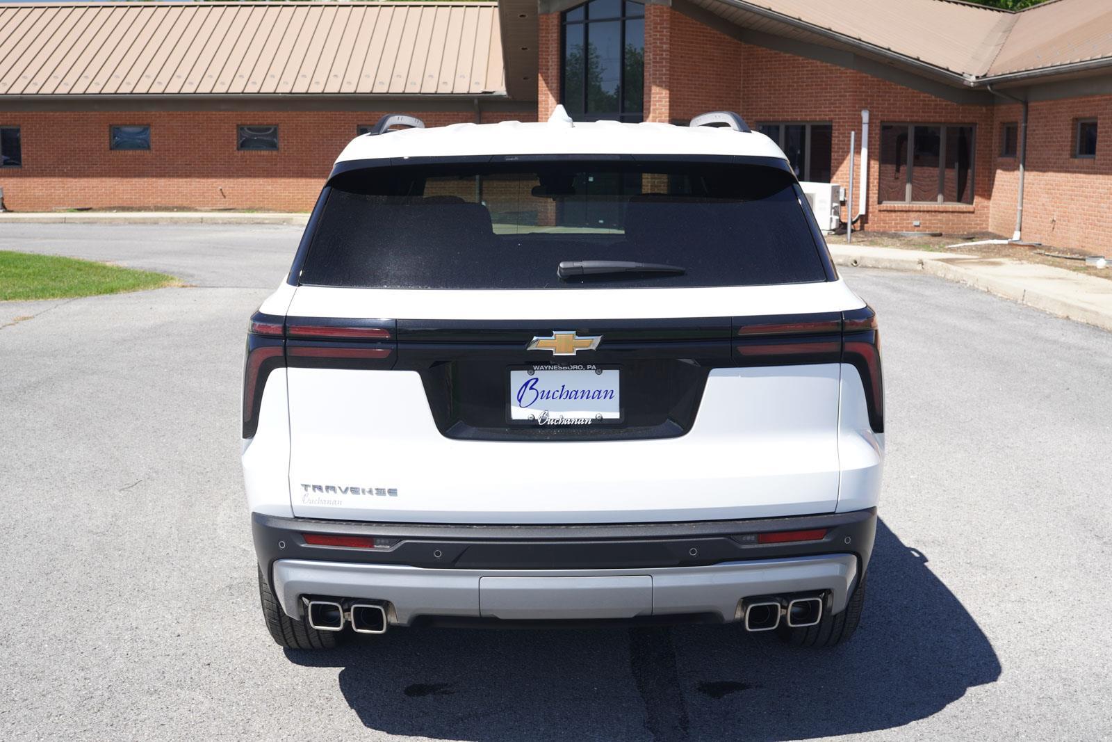 2026 Chevrolet Traverse photo 3