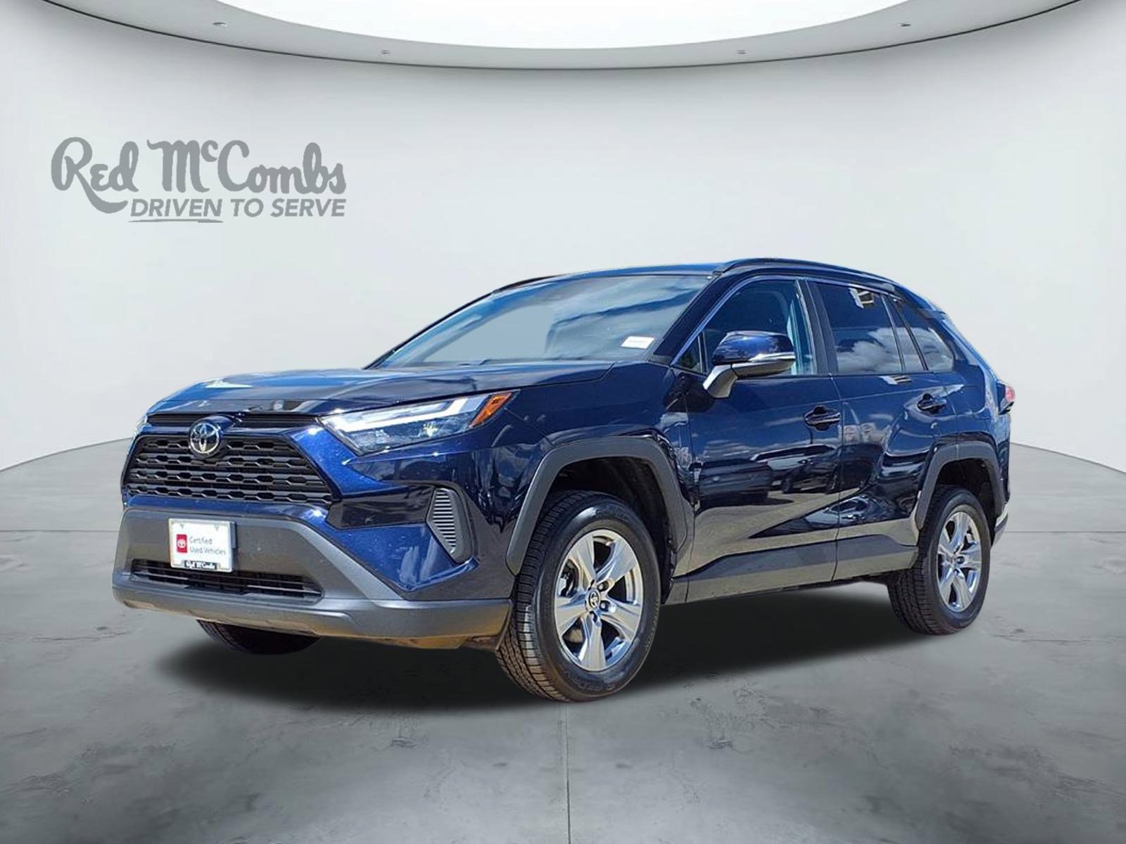 2024 Toyota RAV4 XLE's photo