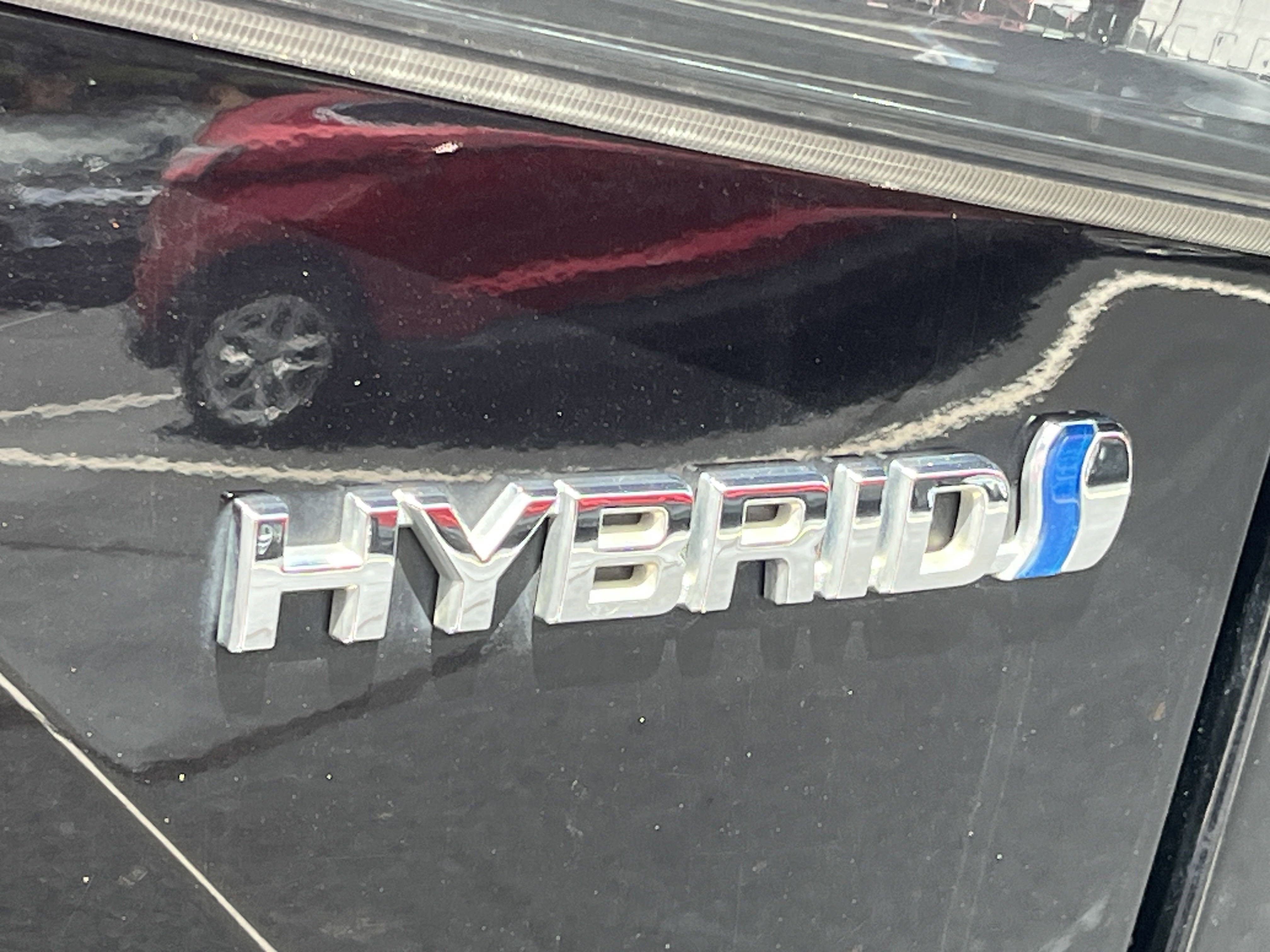 2020 Toyota Highlander Hybrid Limited photo 6