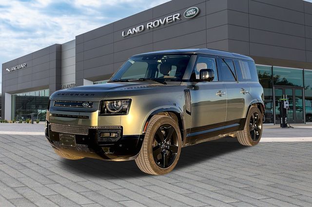 2025 Land Rover Defender X-Dynamic SE's photo