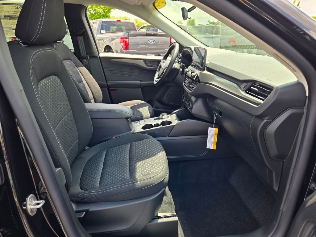 2025 Ford Escape Active photo 3