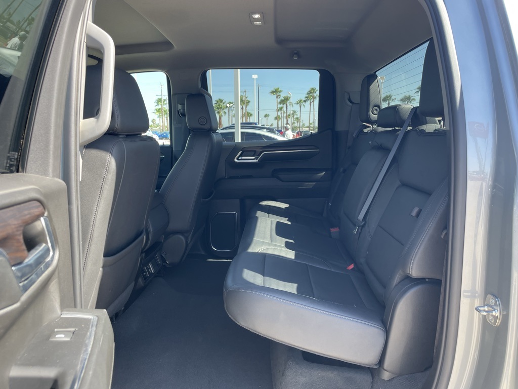 2024 Gmc Sierra 1500 SLT photo 14