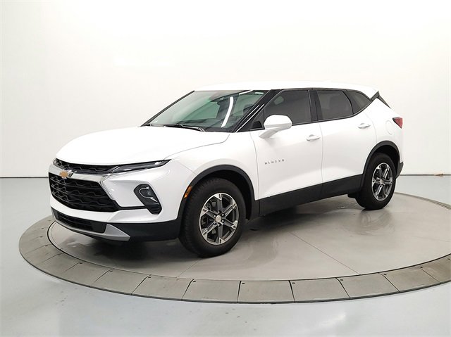 2024 Chevrolet Blazer 2LT photo 3