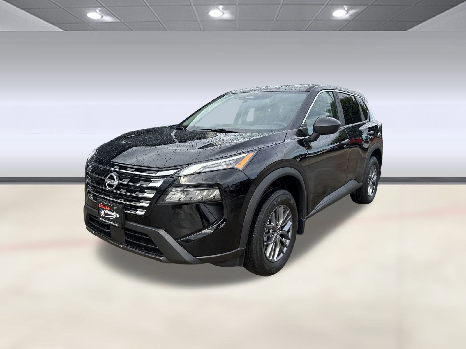 2026 Nissan Rogue S's photo