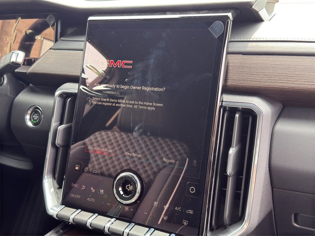 2026 Gmc Acadia Denali photo 22