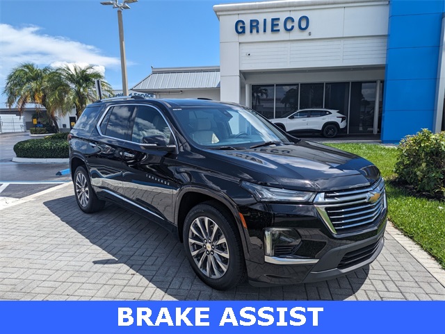 2023 Chevrolet Traverse Premier photo 2