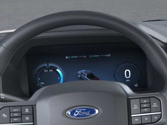 2025 Ford F-150 Lightning photo 13