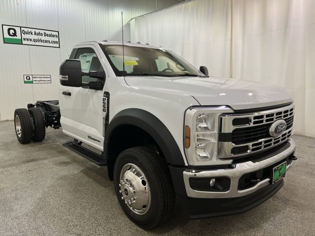2025 Ford Super Duty F-550 DRW XL