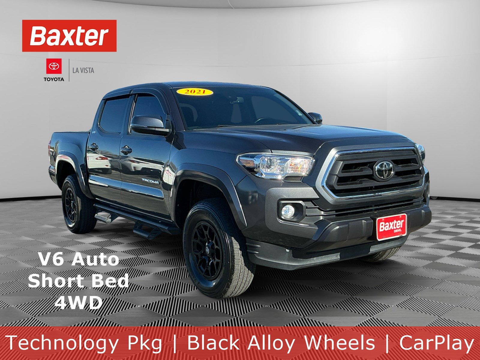 2021 Toyota Tacoma SR5's photo