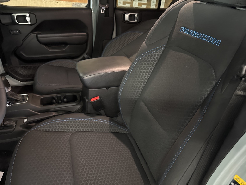 2024 Jeep Wrangler Rubicon 4xe photo 13