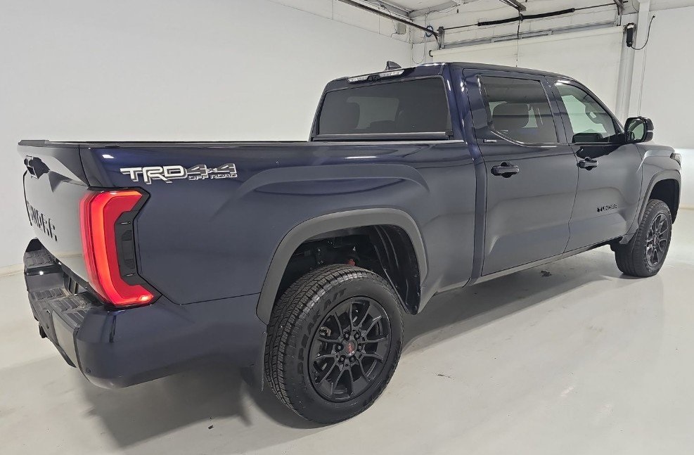 2024 Toyota Tundra Limited CrewMax photo 3