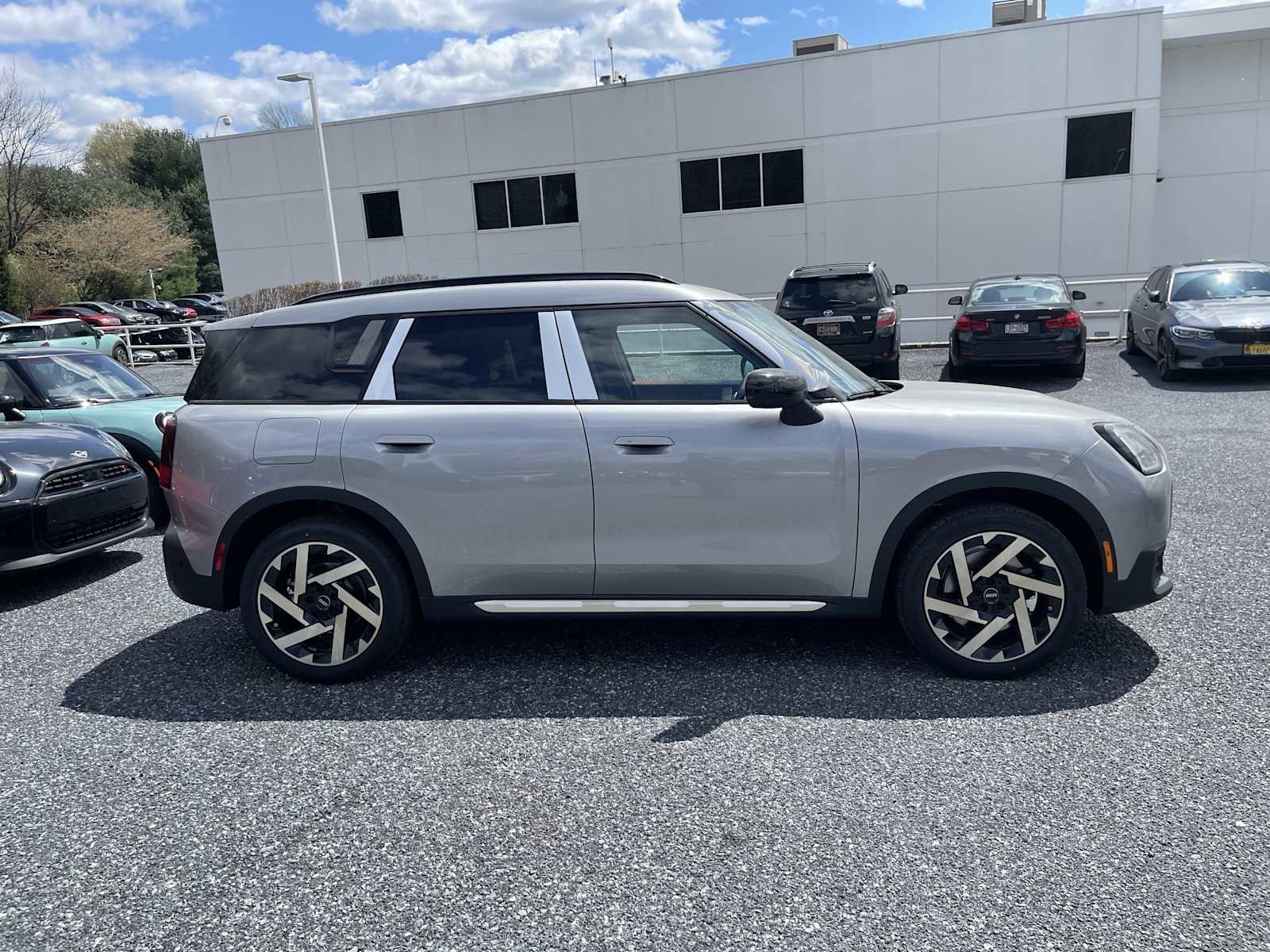 2025 Mini Cooper S ALL4 photo 3