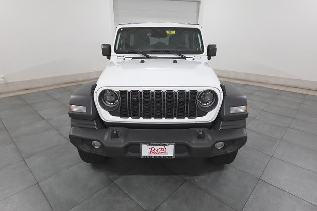 2025 Jeep Wrangler Sport S photo 2