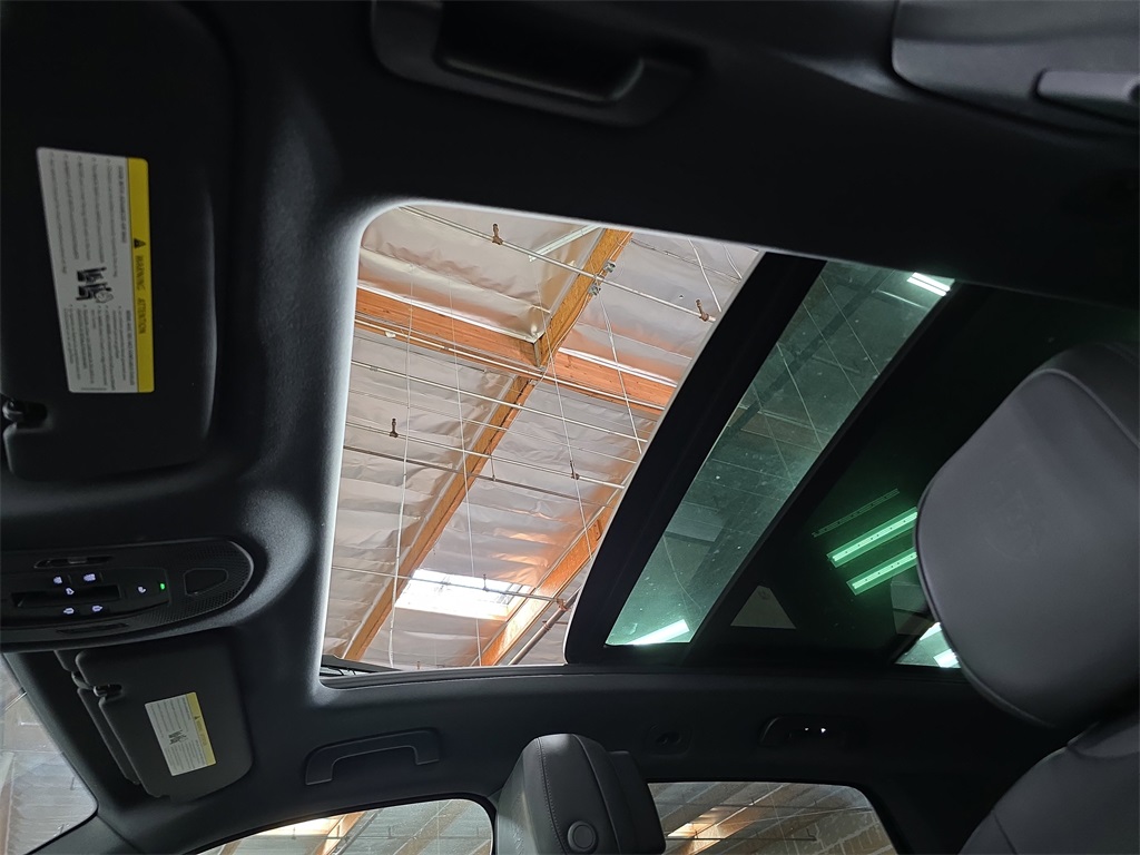 2024 Porsche Cayenne E-Hybrid S photo 26