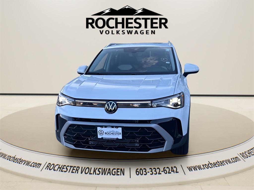 2026 Volkswagen Taos SEL's photo