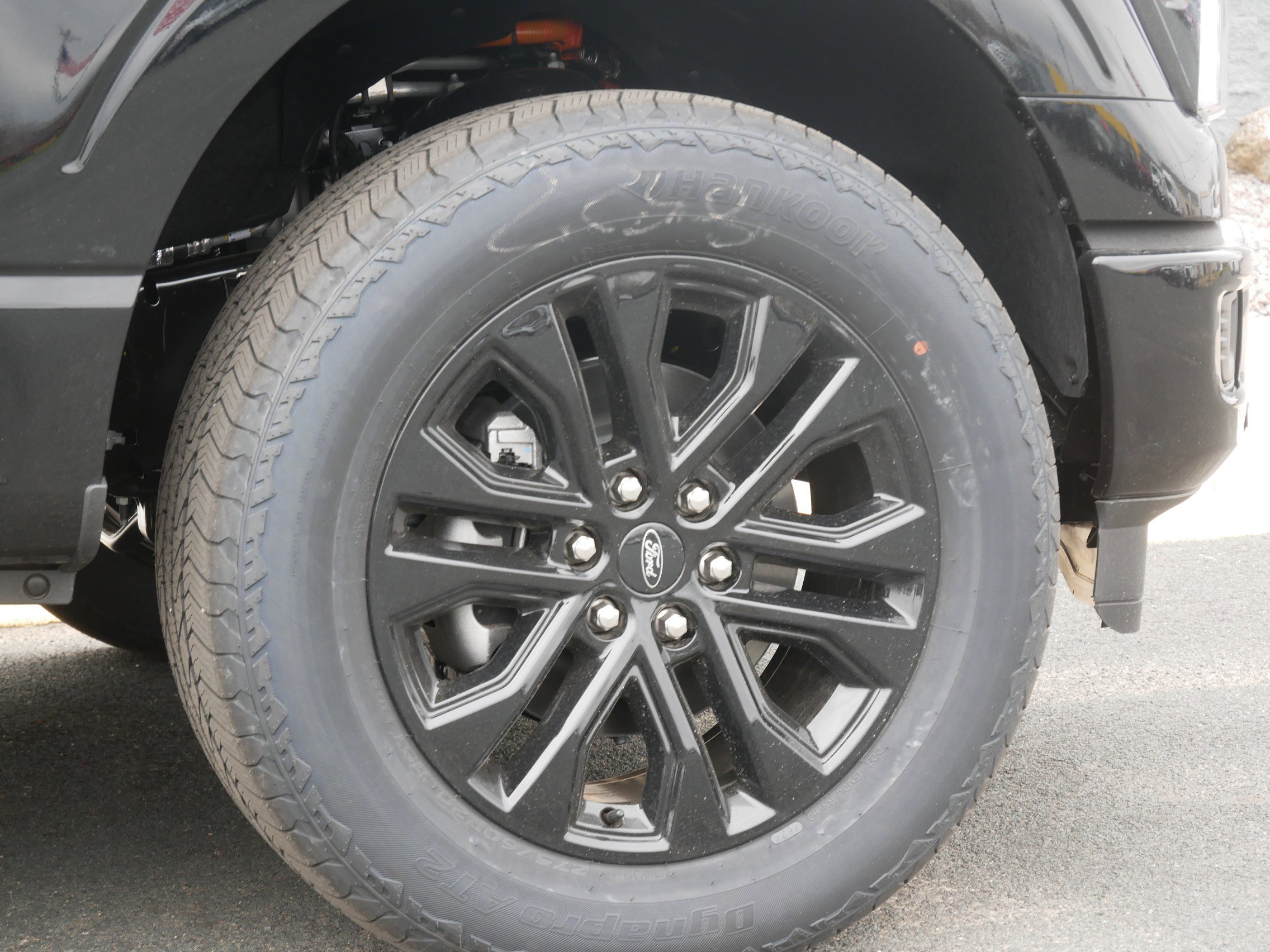 2025 Ford F-150 Lariat photo 7