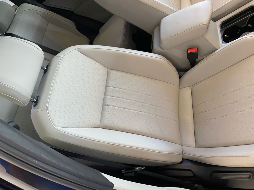 2024 Volkswagen Tiguan SE R-Line Black photo 11