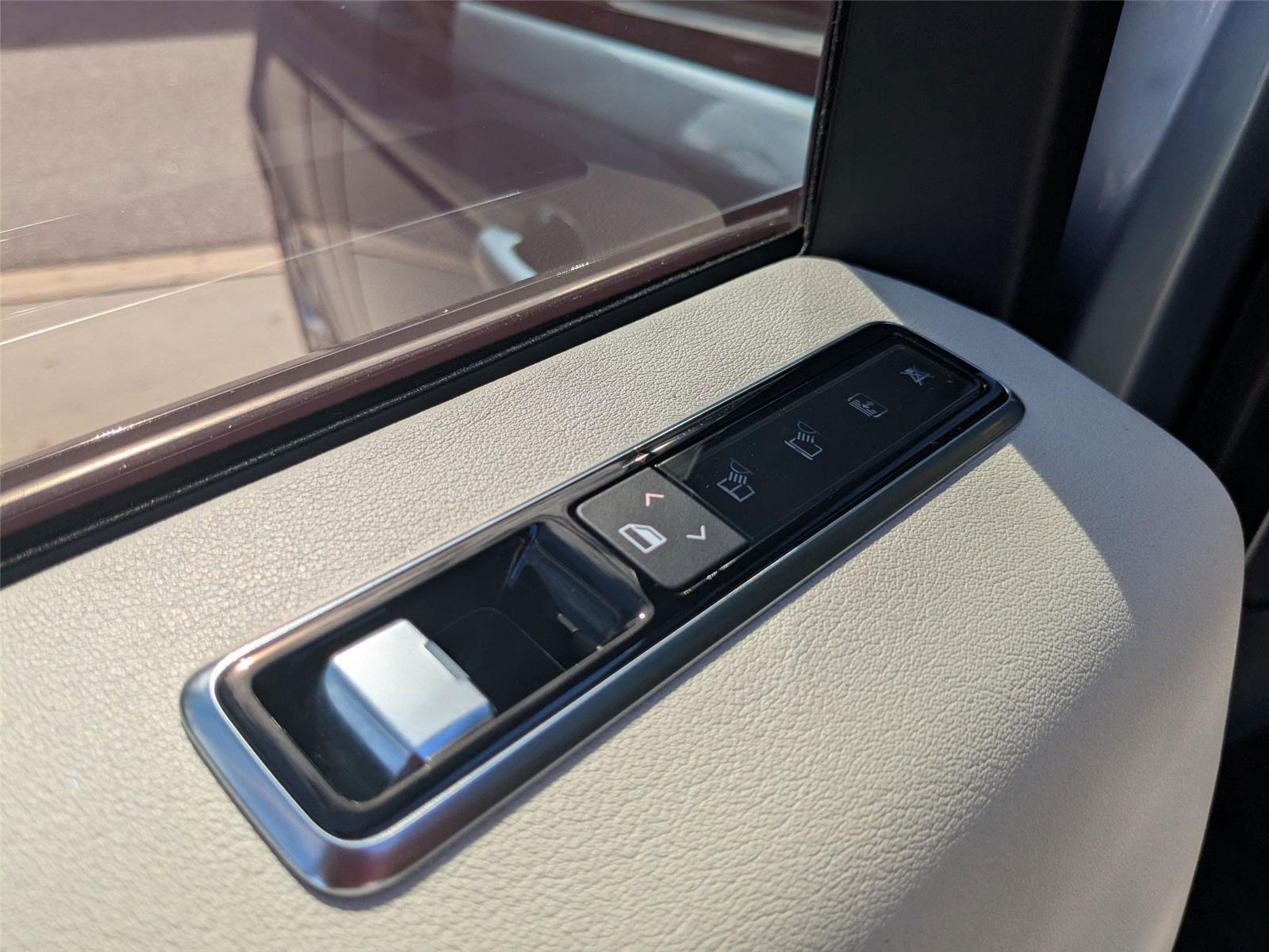 2019 Land Rover Range Rover photo 24