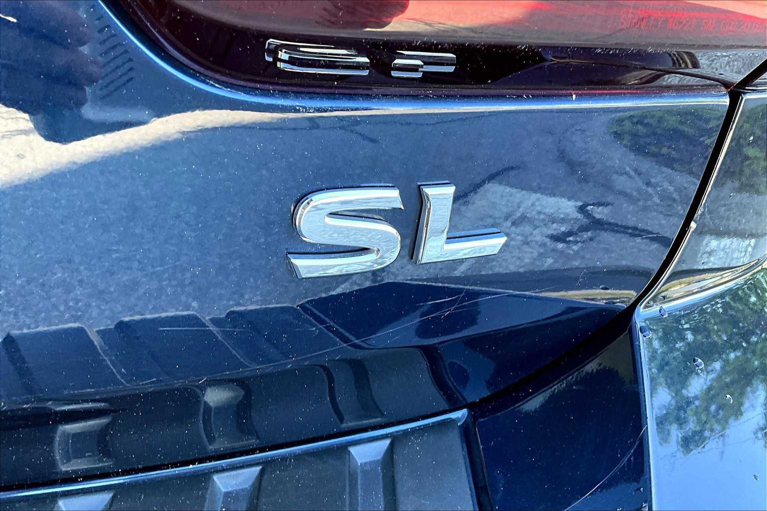 2023 Nissan Armada SL photo 9