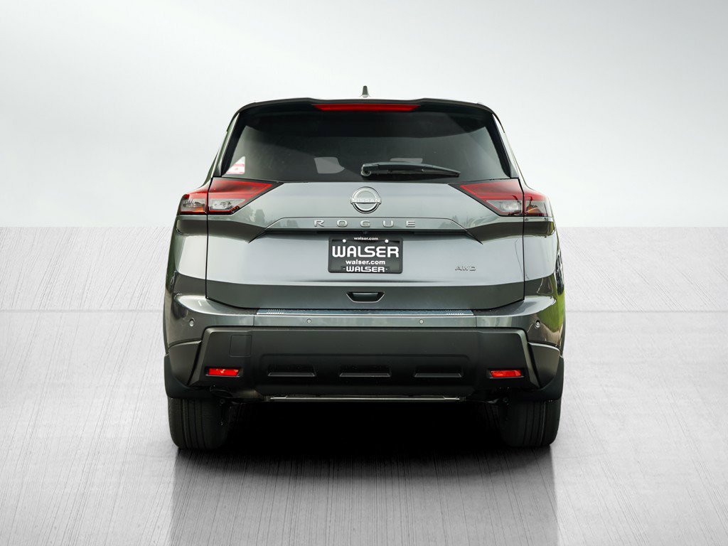 2026 Nissan Rogue SV photo 4