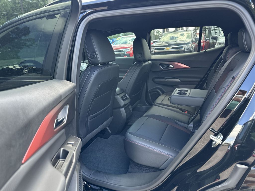 2025 Chevrolet Equinox EV 3RS photo 25