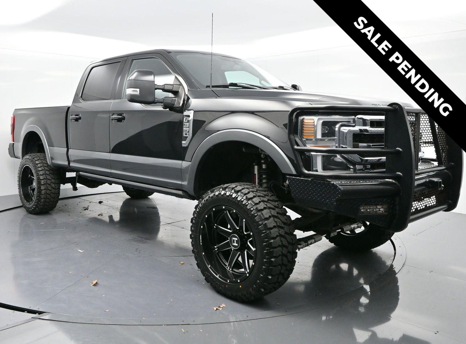 2021 Ford F-350 Super Duty Lariat's photo