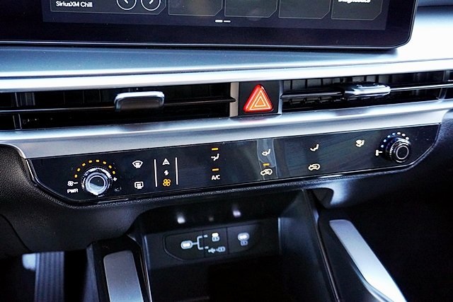 Used 2025 Gray Kia LX image 28