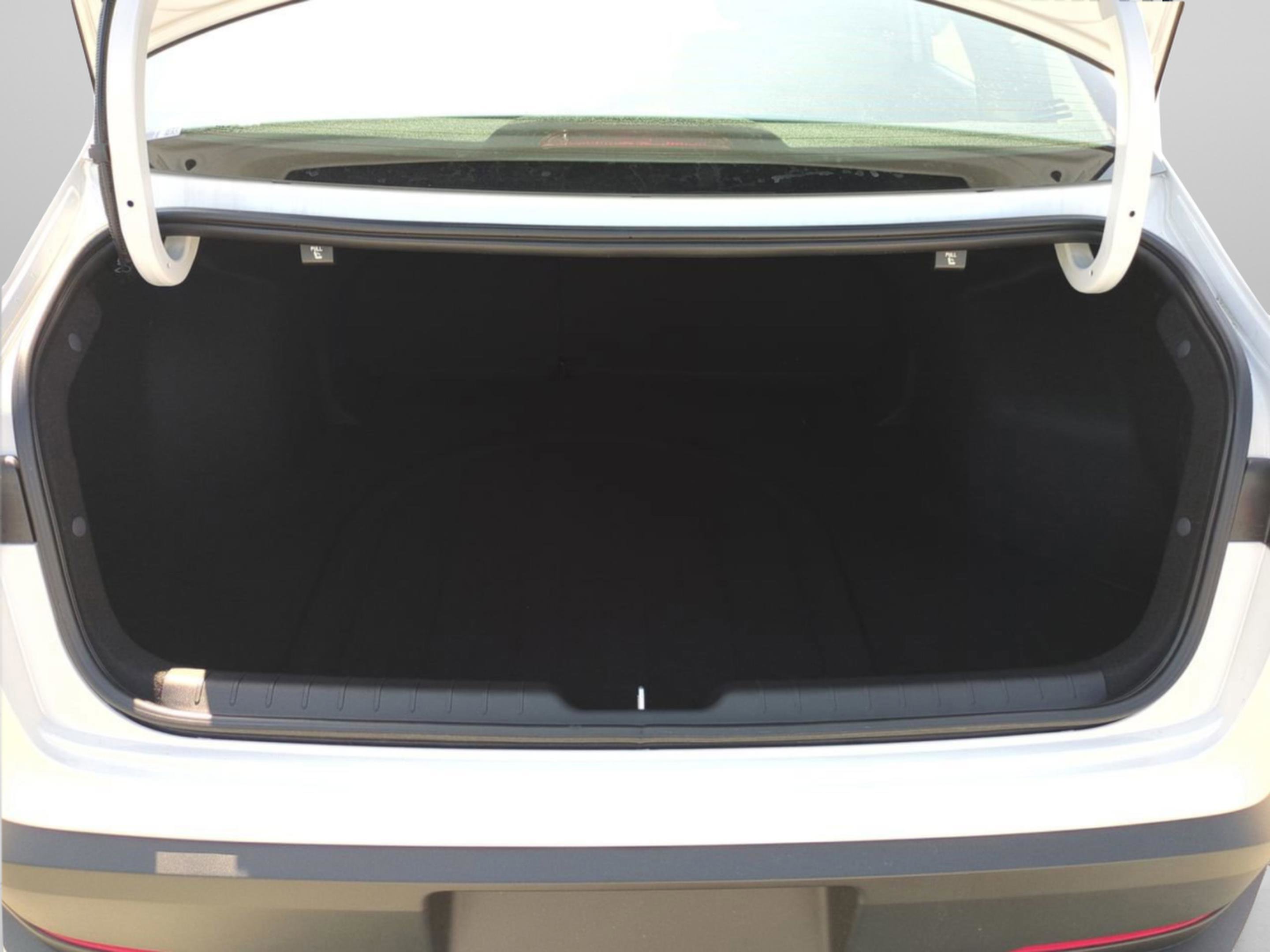 2025 Kia K4 LXS photo 24