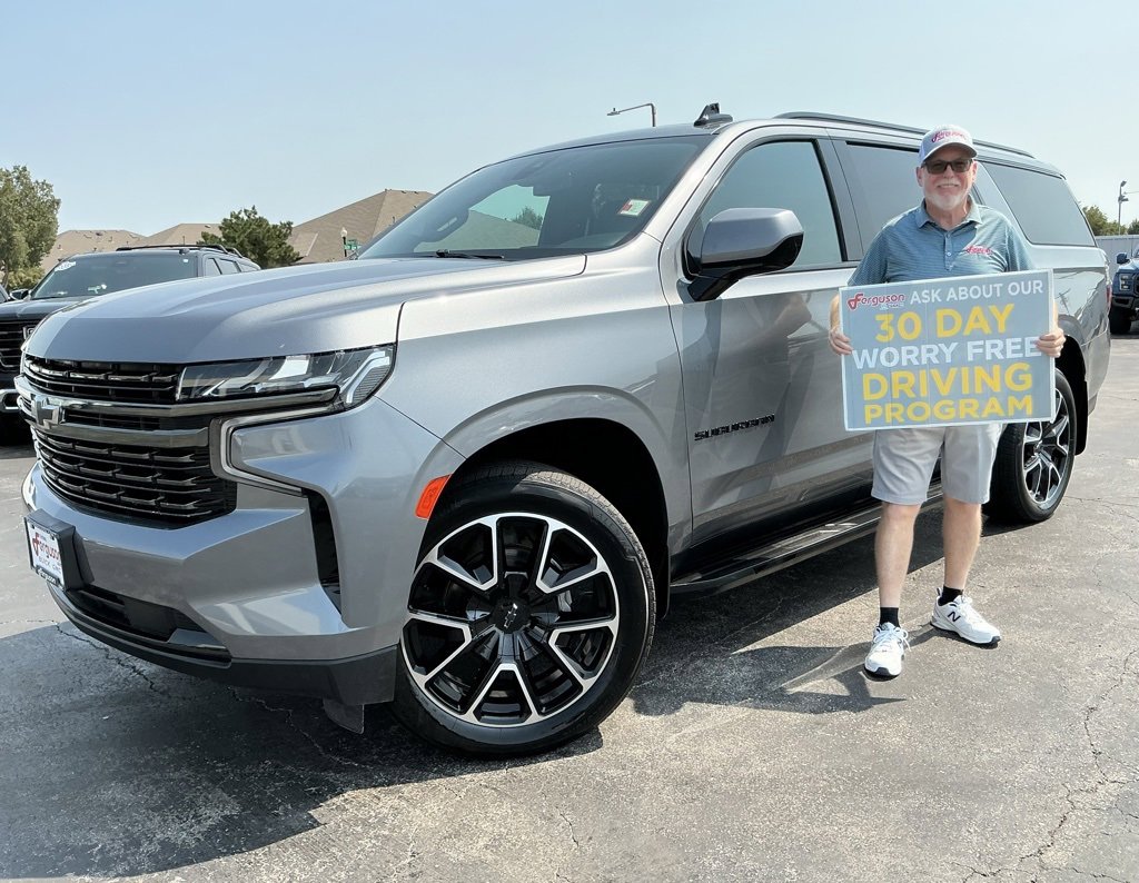 2021 Chevrolet Suburban RST's photo