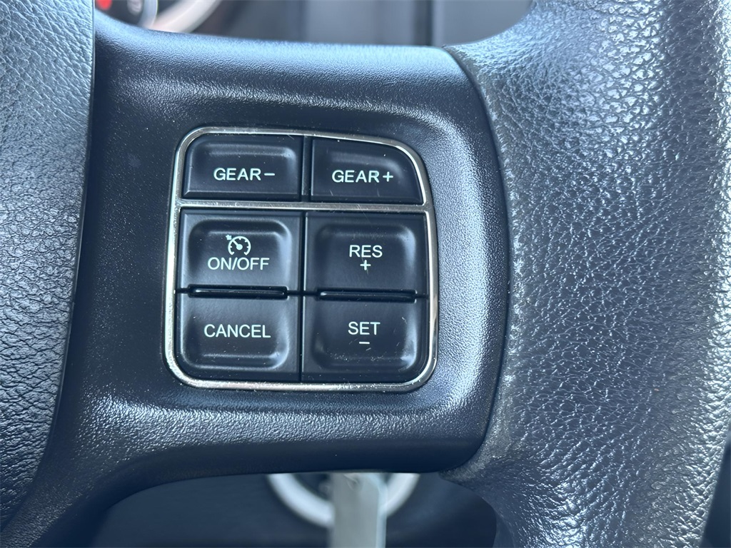 2019 Ram 1500 Classic Warlock photo 19