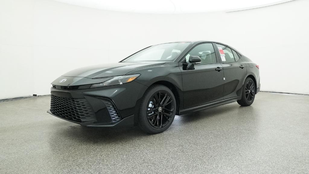 2025 Toyota Camry SE photo 3