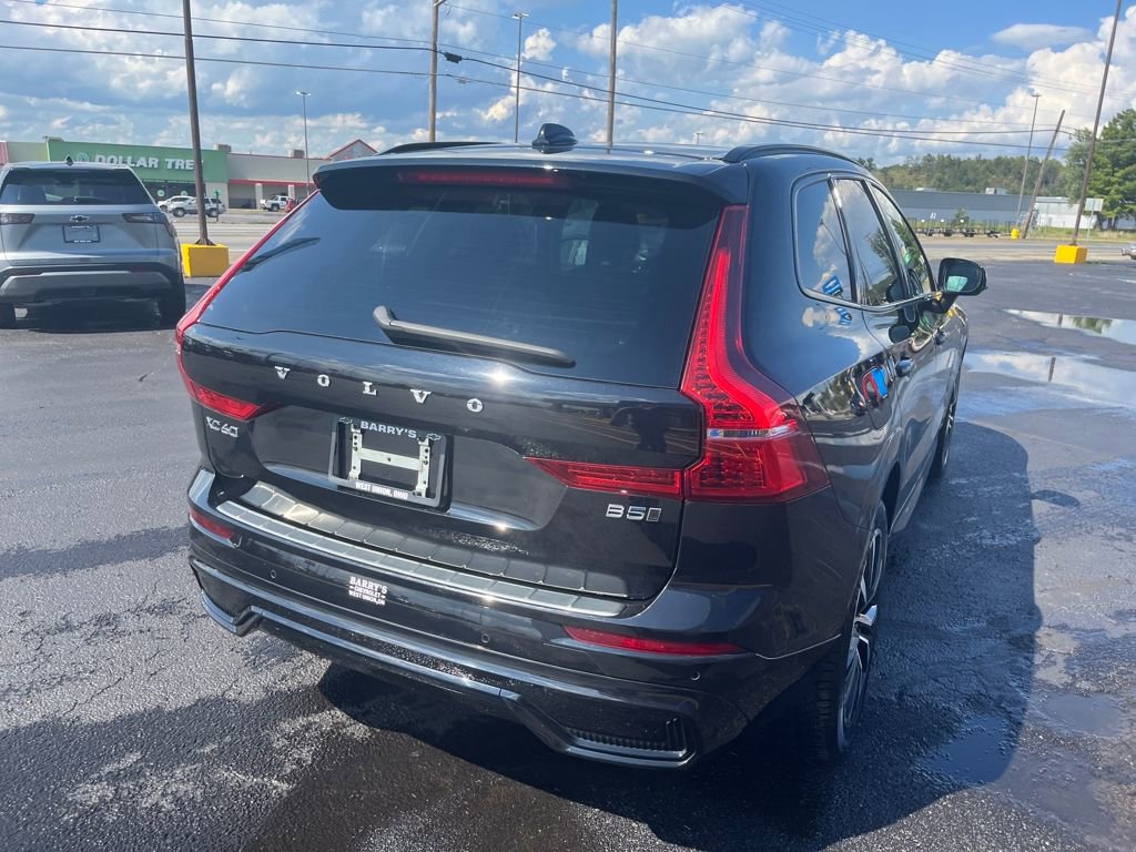 2023 Volvo XC60 Plus photo 4