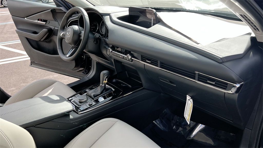 2024 Mazda CX-30 2.5 S Preferred photo 31