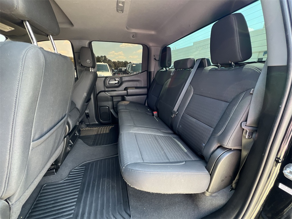 2023 Chevrolet Silverado 1500 Custom photo 31