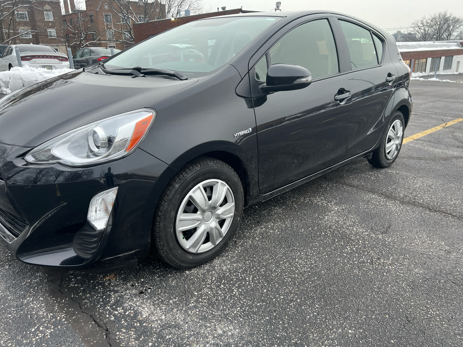 2016 Toyota Prius c Two's photo