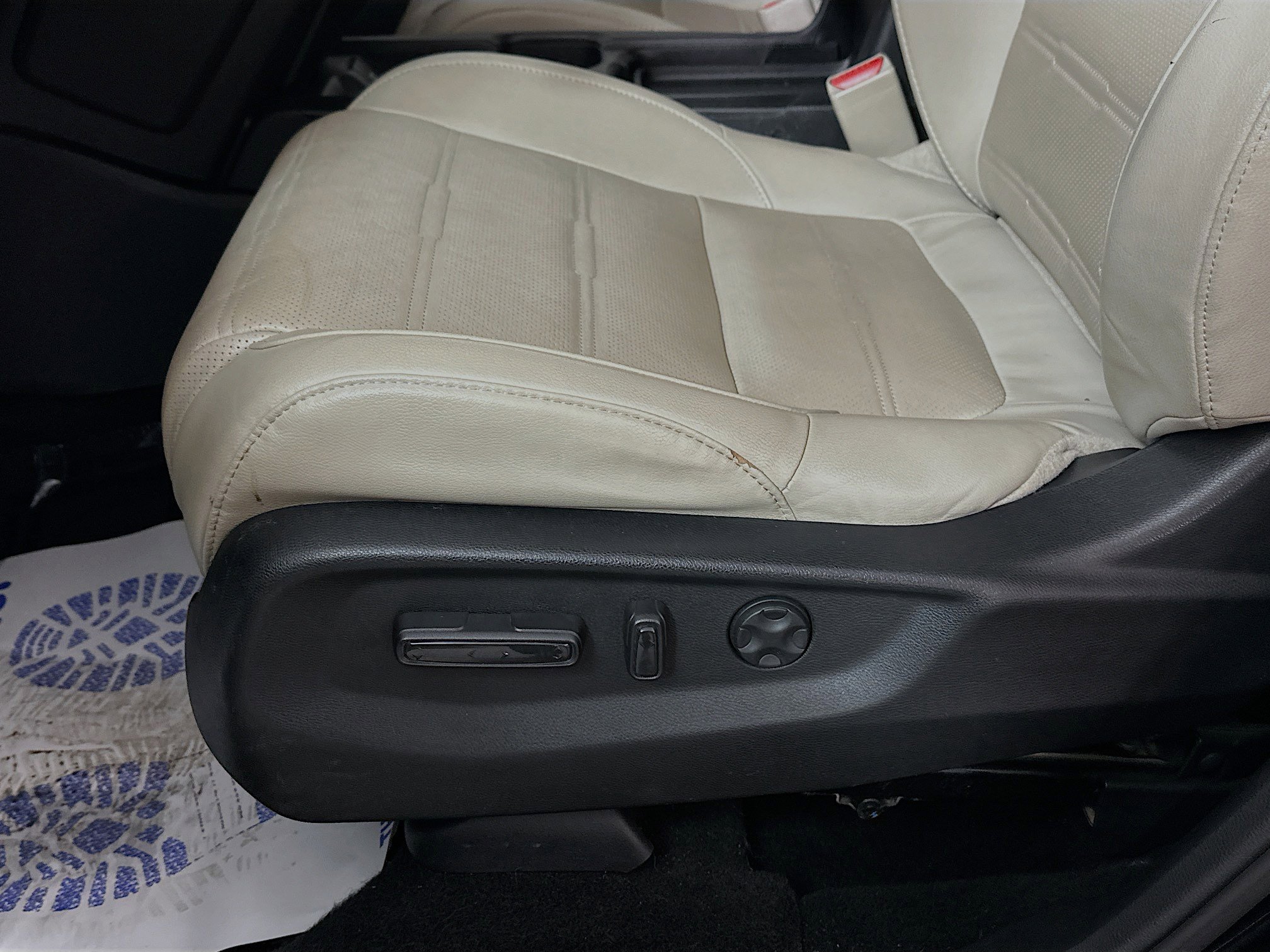 2018 Honda CR-V Touring photo 19