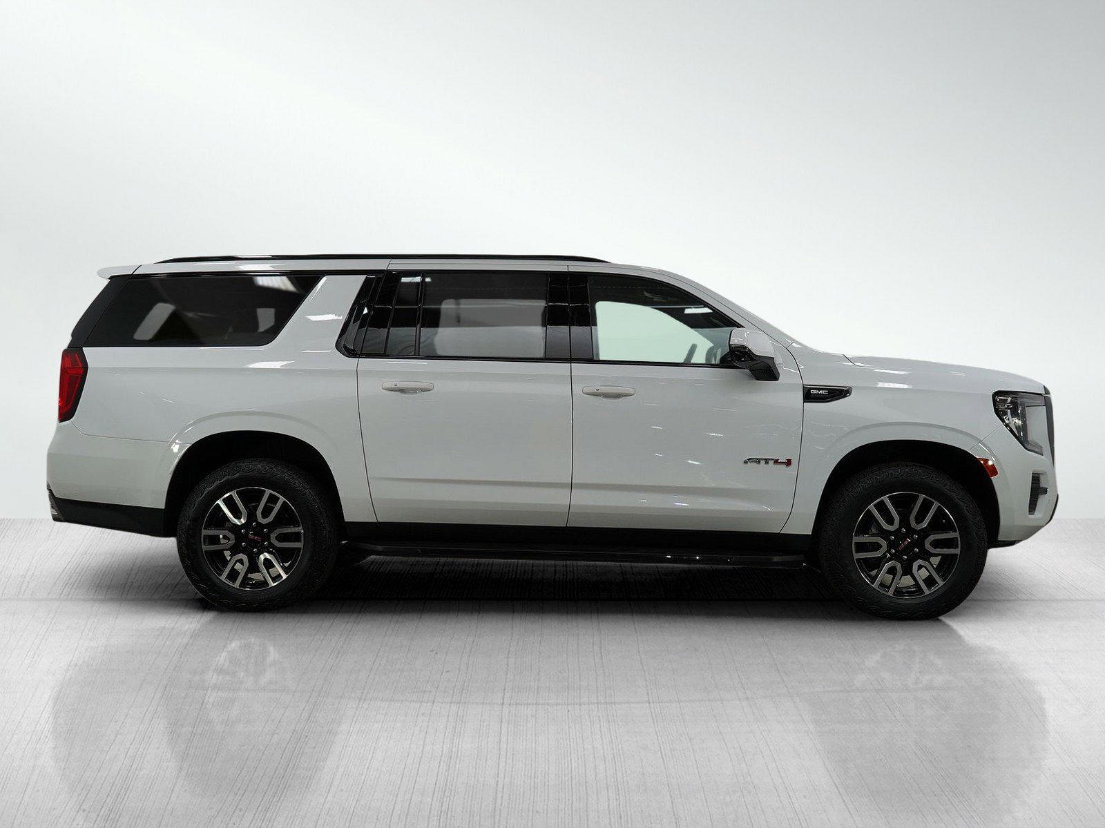 2024 Gmc Yukon XL AT4 photo 5