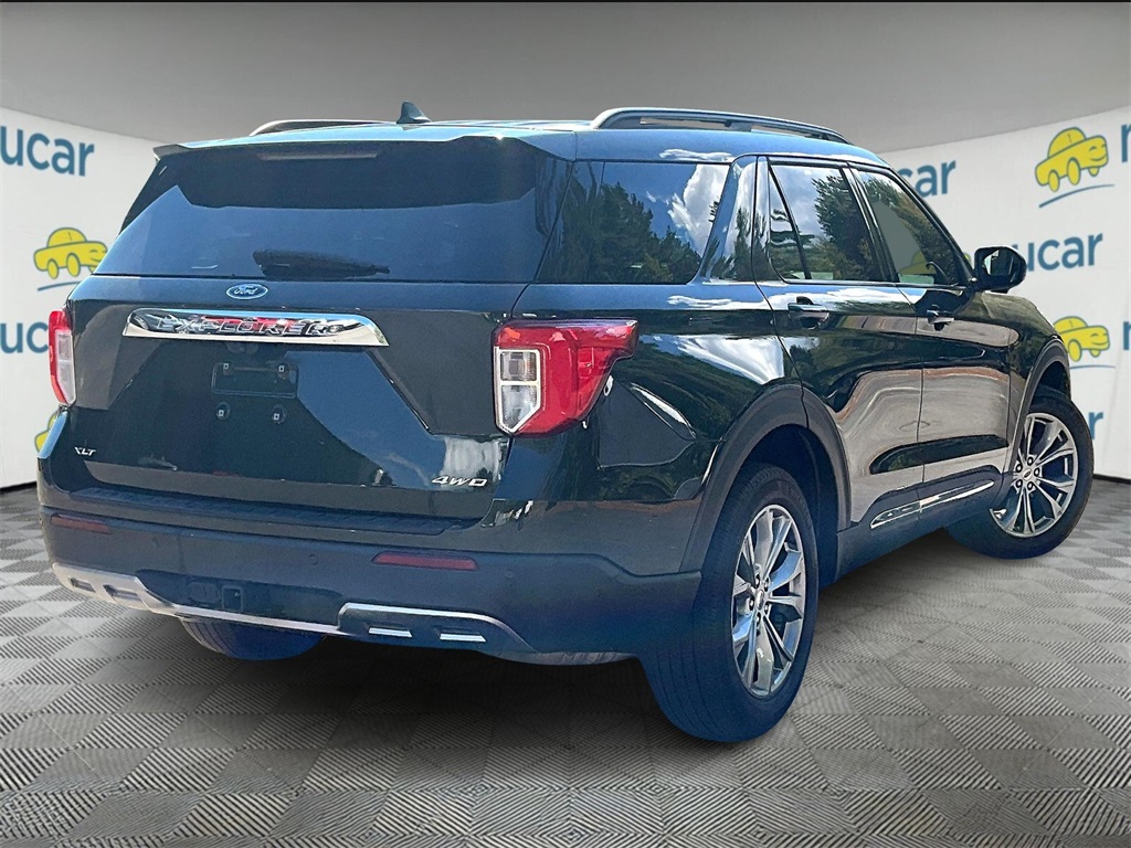 2022 Ford Explorer XLT photo 6