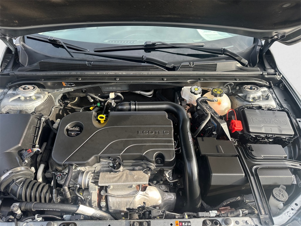 2024 Chevrolet Malibu 1LT photo 14