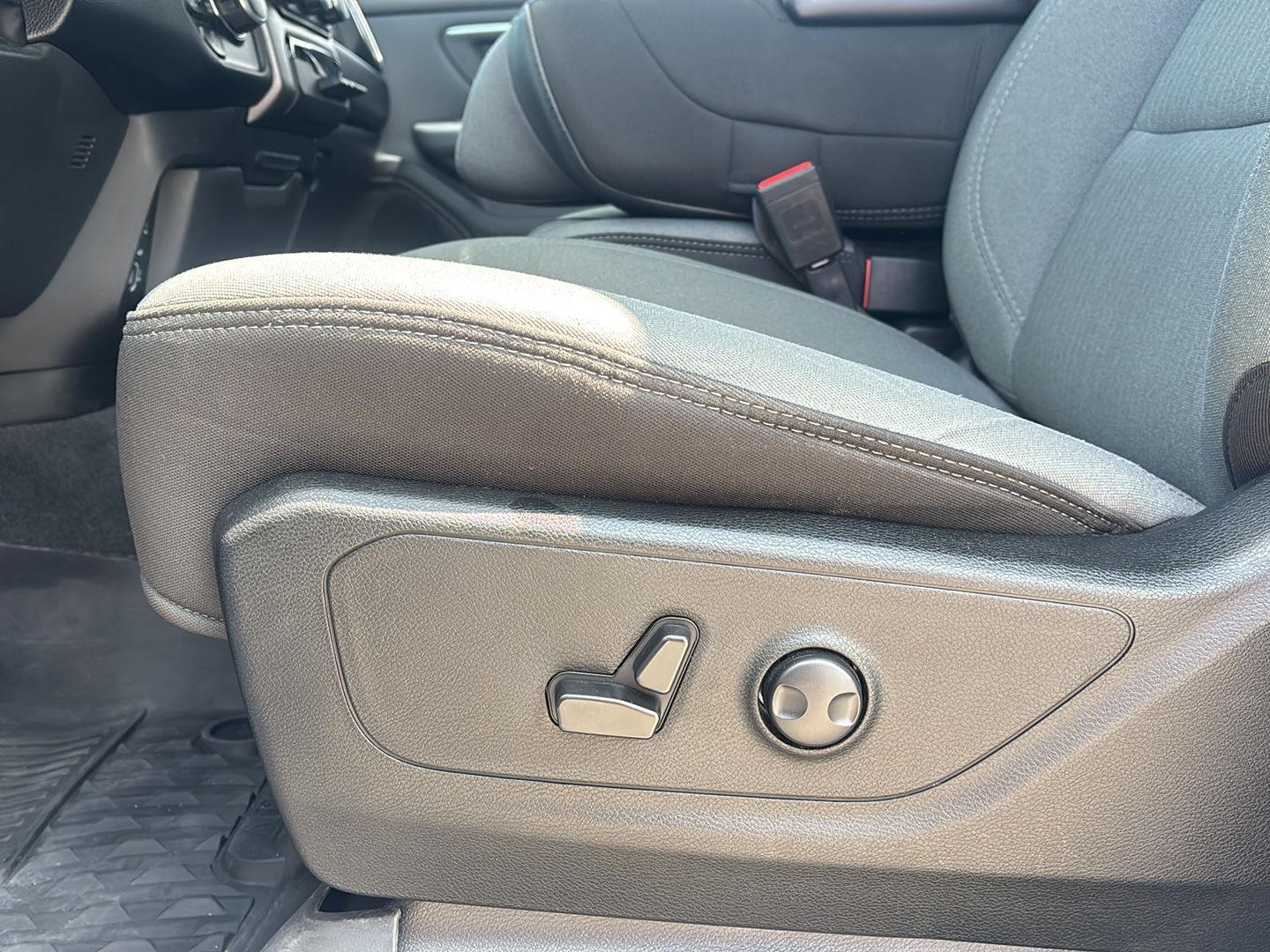 2022 Ram 1500 Big Horn photo 7