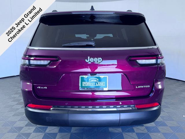 2025 Jeep Grand Cherokee Limited photo 4