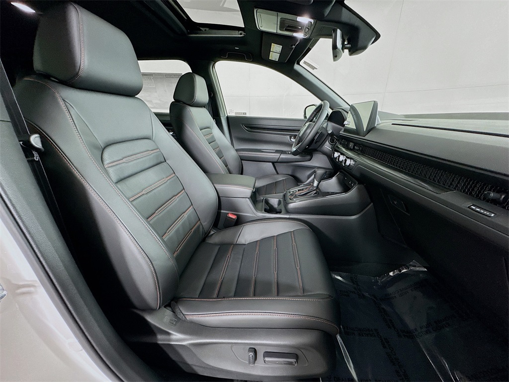 2026 Honda CR-V Hybrid Sport-L photo 10