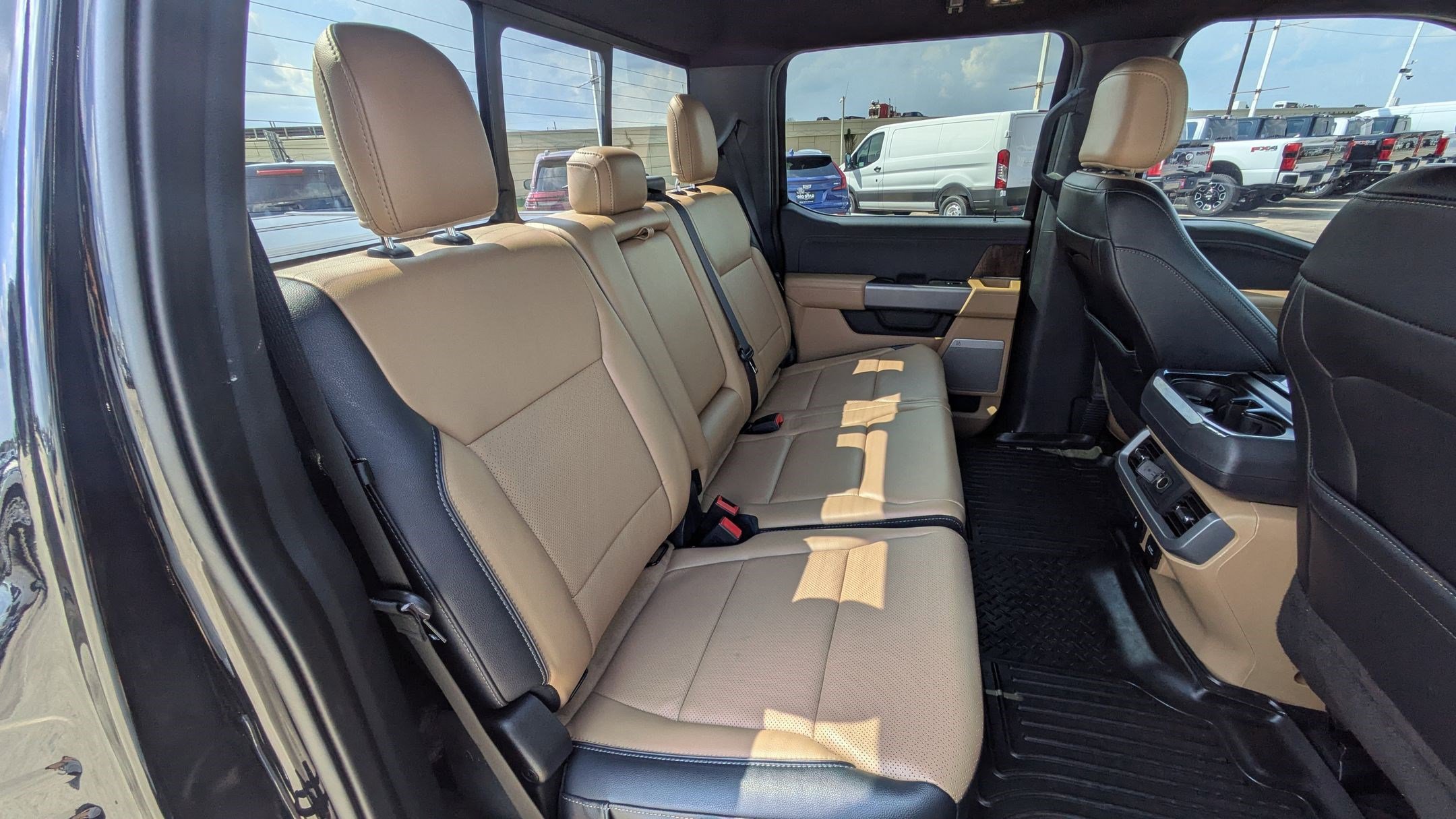 2021 Ford F-150 Lariat photo 30