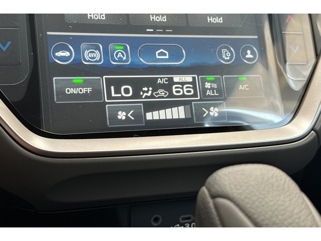 2025 Subaru Crosstrek Premium photo 14