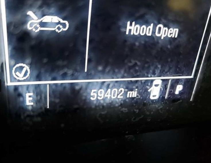 2023 Chevrolet Malibu 1LT photo 2
