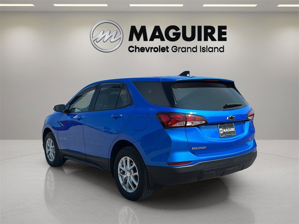 2024 Chevrolet Equinox LS photo 4