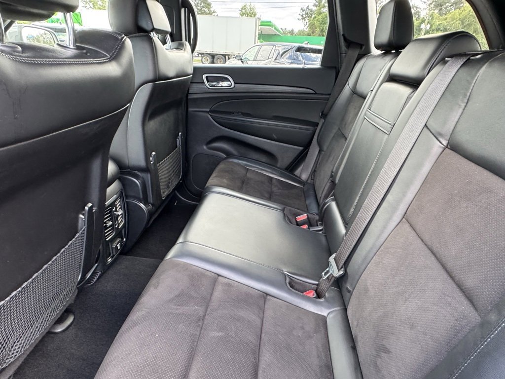 2021 Jeep Grand Cherokee Laredo X photo 8